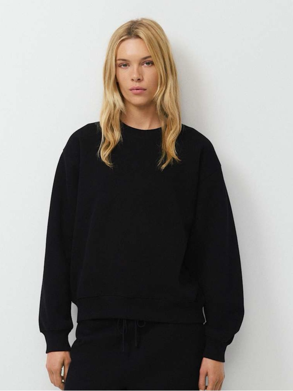 ARITIZIA Sweatfleece Perfect Crew sweatshirt Classic black US XL Like new